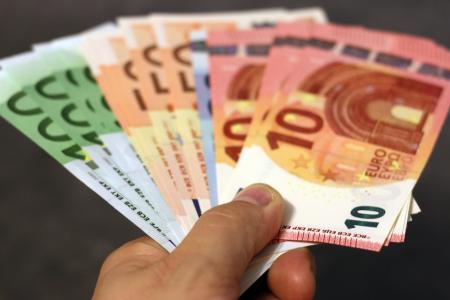 euros cash